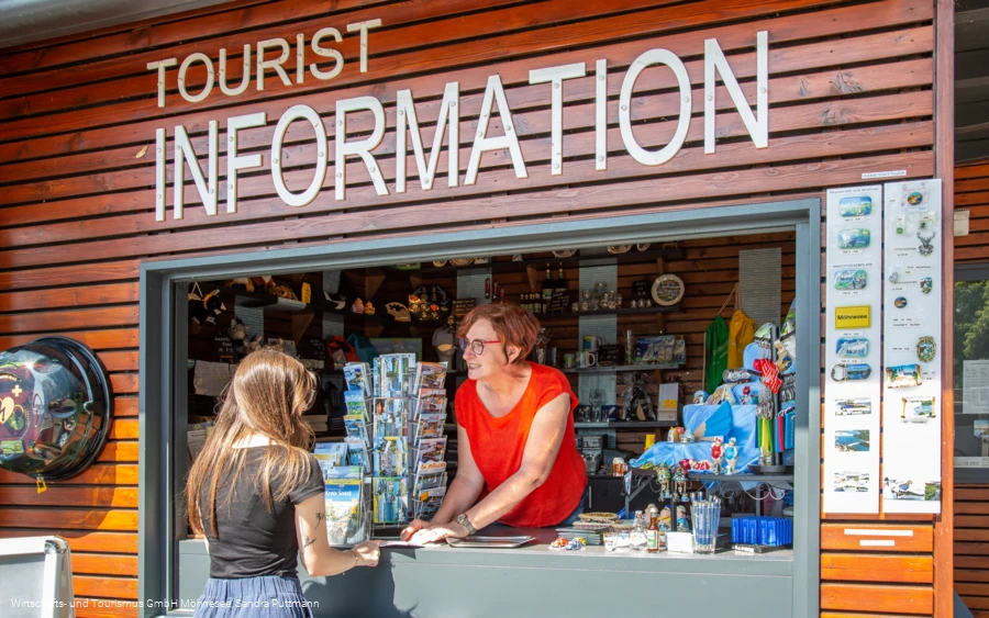 Tourist Info Staumauer Möhnesee Beratung