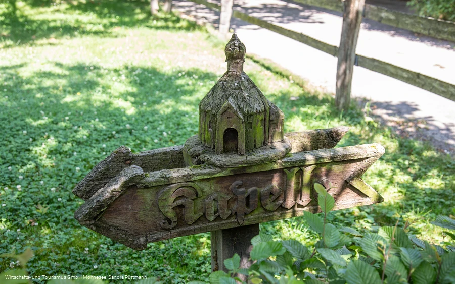 Wegweiser Drüggelter Kapelle